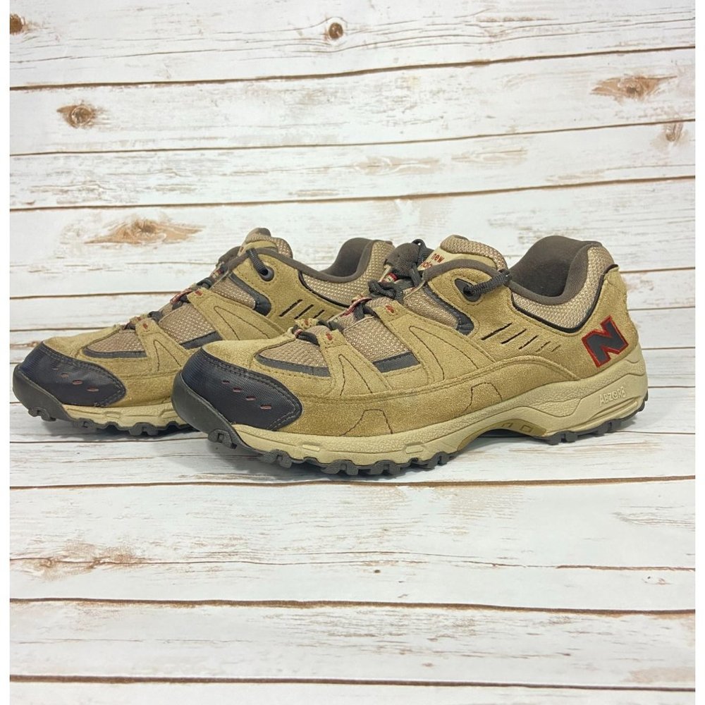 New Balance Womens Size 11.5 D Walking Hiking Shoe